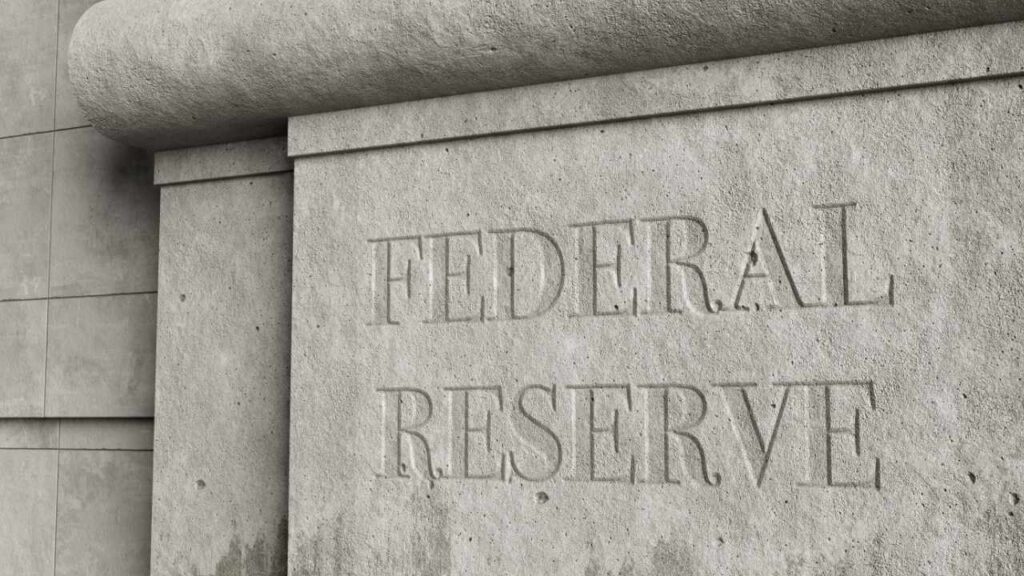 Bitcoin Could Rally if Fed Keeps Rates Steady, Grayscale Says Leading South Korean Bank Toss Taps Solana to Test Cross-Border Remittances for 15 Million Customers