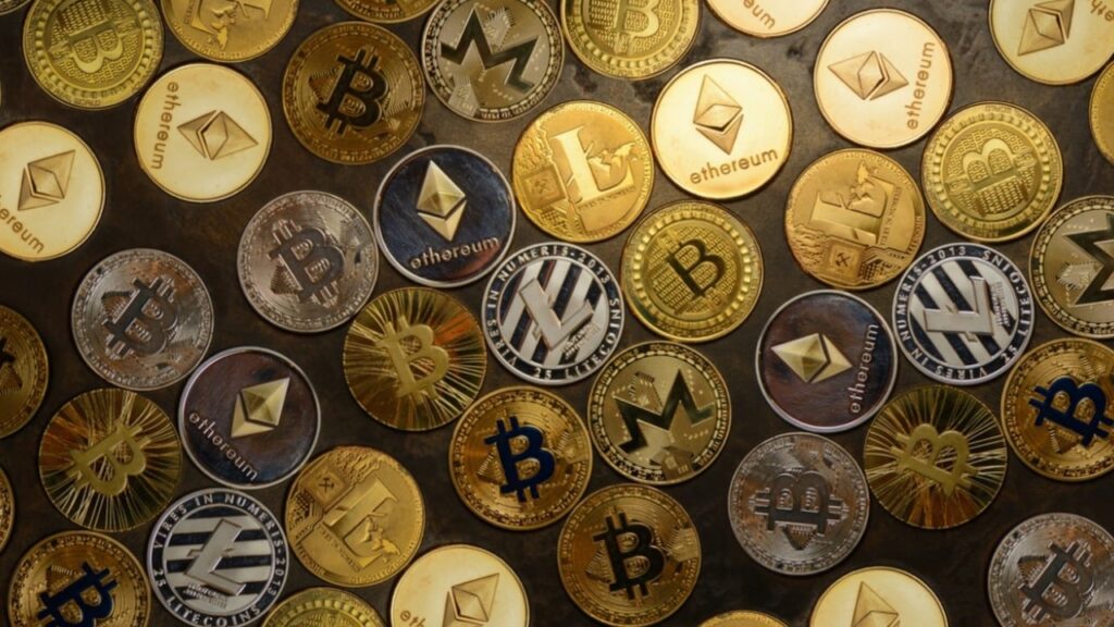 Crypto’s Liquidity Outlook Darkens as Fed Hawkish Pivot Pushes Hike Odds to 77% Crypto's Liquidity Outlook Darkens as Fed Hawkish Pivot Pushes Hike Odds to 77%