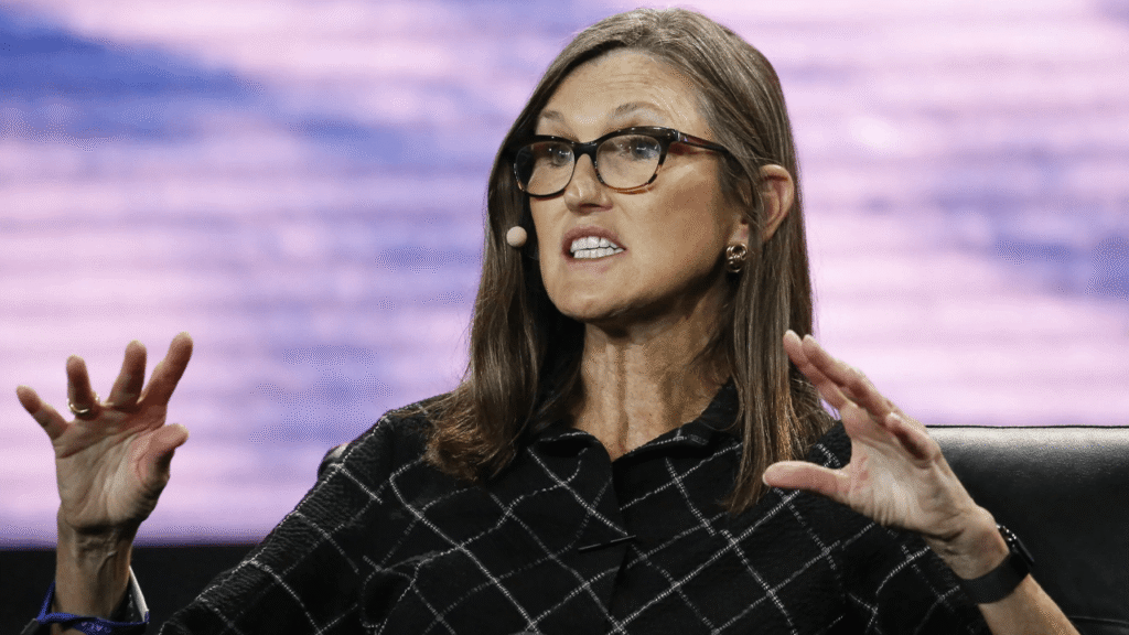 ARK Buys the Dip on Musk’s SpaceX for $20.5 Million While Cathie Wood Trims Robinhood Stake ARK Buys the Dip on Musk's SpaceX for $20.5 Million While Cathie Wood Trims Robinhood Stake