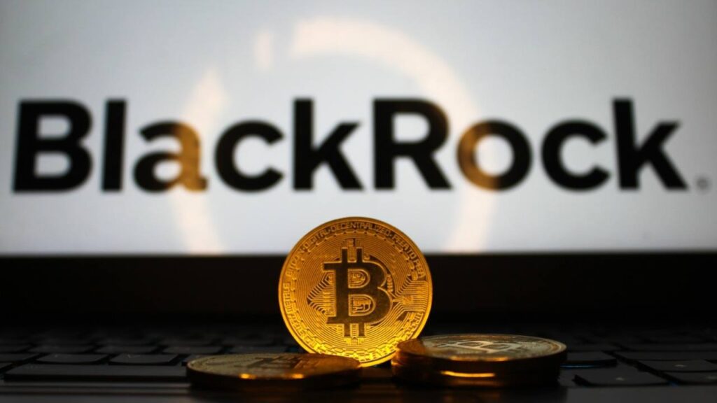 Blackrock Pulls in $204M as Bitcoin ETFs Finish the Week Positive