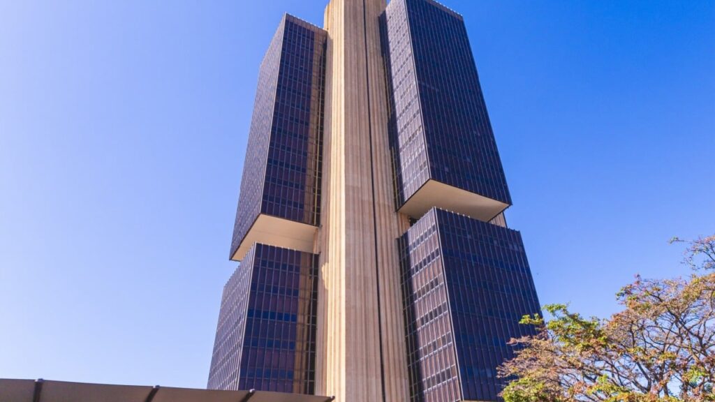 Stablecoins Surge 2% in Brazil as the Central Bank Triggers a New ‘Samba Premium’ Stablecoins Surge 2% in Brazil as the Central Bank Triggers a New 'Samba Premium'