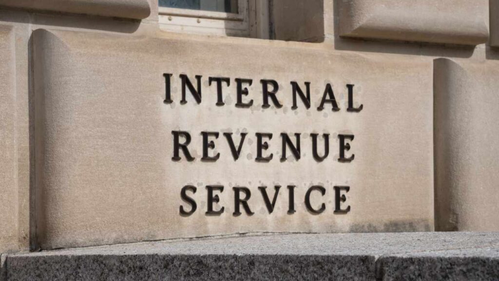 IRS Warns Fake Crypto Letters Target Wallets and Personal Data IRS Warns Fake Crypto Letters Target Wallets and Personal Data