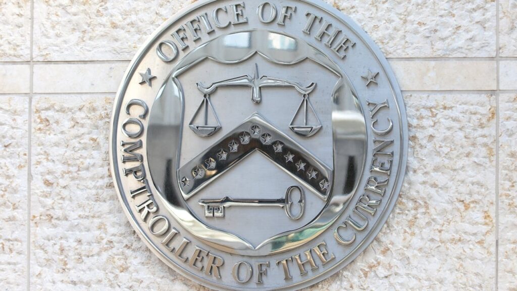 Community Bankers Sue US Banking Regulator Over ‘Side Door’ Crypto Charters Community Bankers Sue US Banking Regulator Over 'Side Door' Crypto Charters